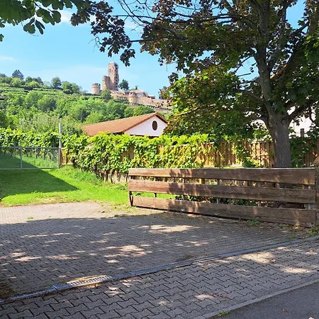 In Den Weinbergen アパート