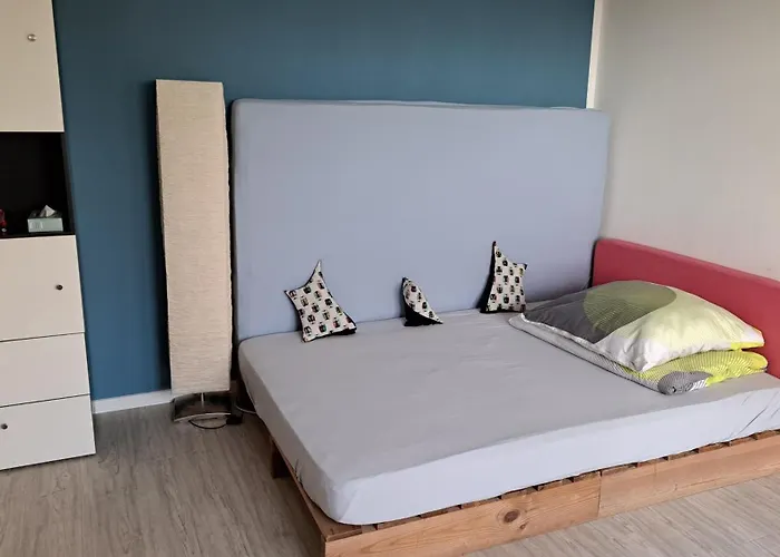 In Den Weinbergen * Wachenheim an der Weinstraße